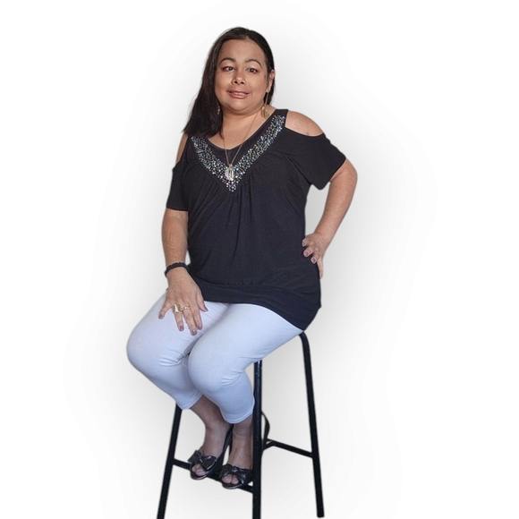 Black Cold Shoulder Top with White Leggings - Picture 16 of 16